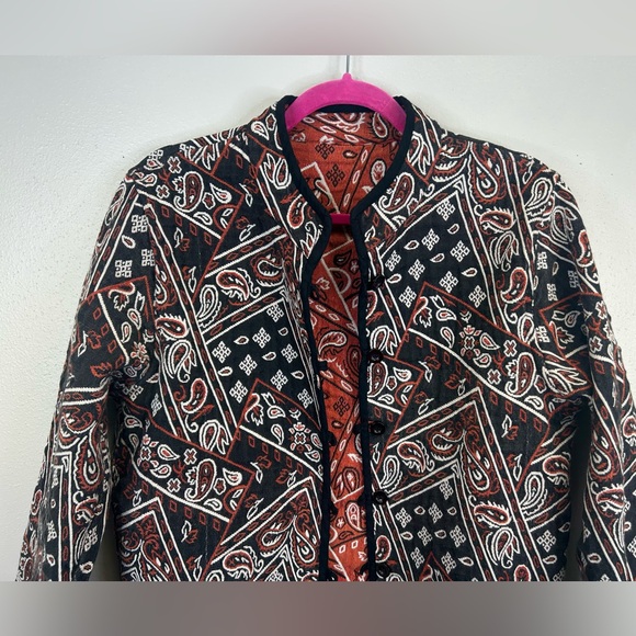 Womens M/L Reversible Red Black Paisley Bandanna Jacket Boho Western Button Up - Picture 14 of 16